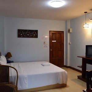 Deluxe Double Room Bath